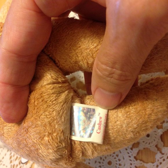 Ty 2000 Beanies Cashew Bear with error - Picture 3 of 6
